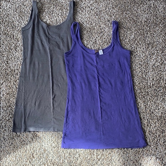 Bundle of Tank Tops. - Picture 1 of 2